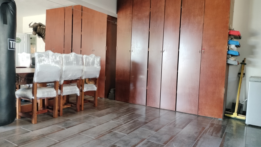 3 Bedroom Property for Sale in Grootbrakhoogte Western Cape
